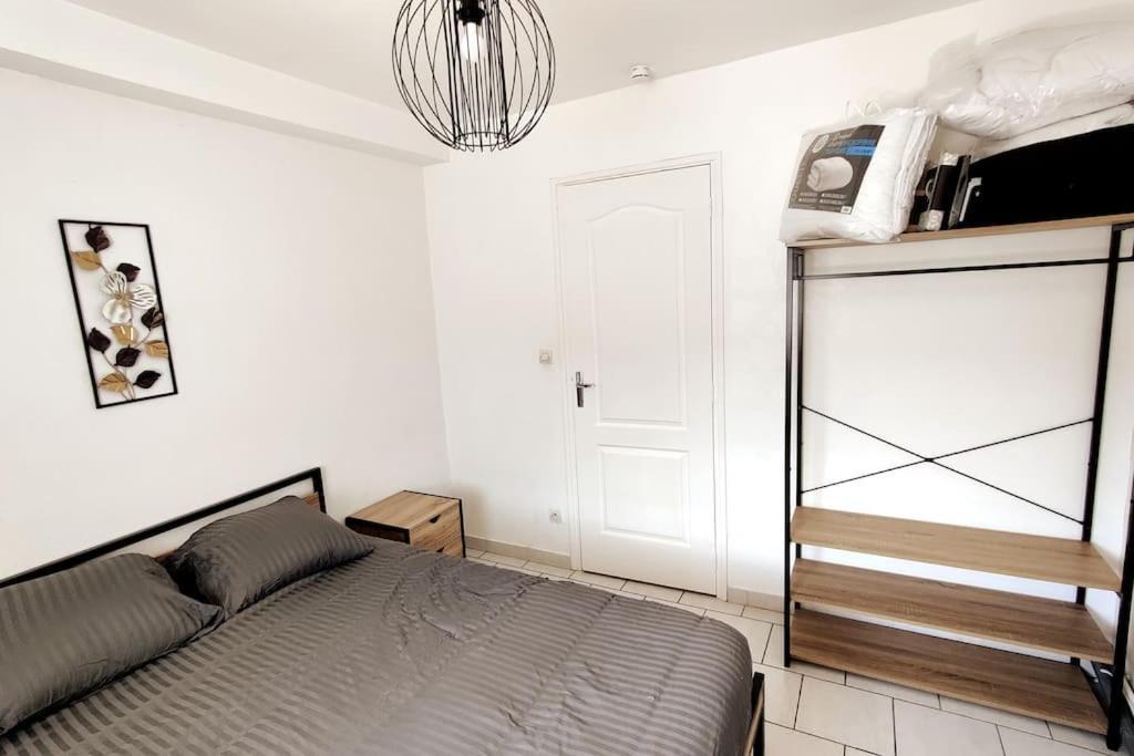 Appartement Style Industriel Au Centre De Douai Zewnętrze zdjęcie